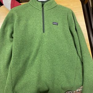 Womens Patagonia pullover